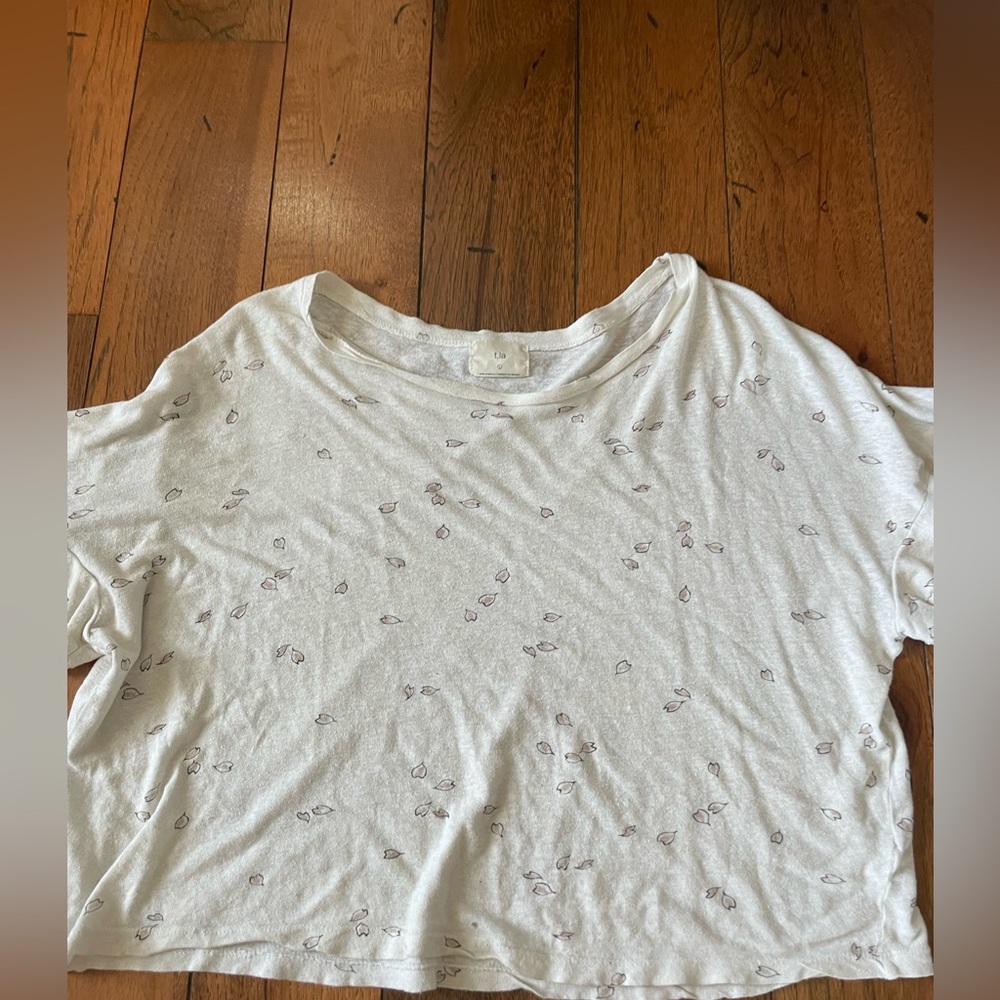 ANTHROPOLOGY Short Ruffle Sleeve top